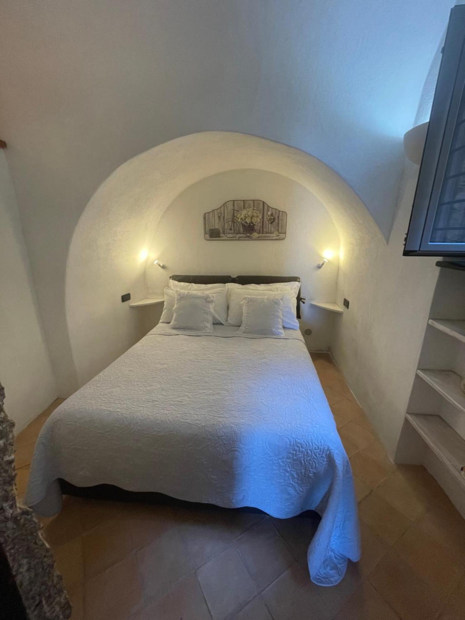 Crosa Tra Le Nuvole Villa Borgio Verezzi Luaran gambar