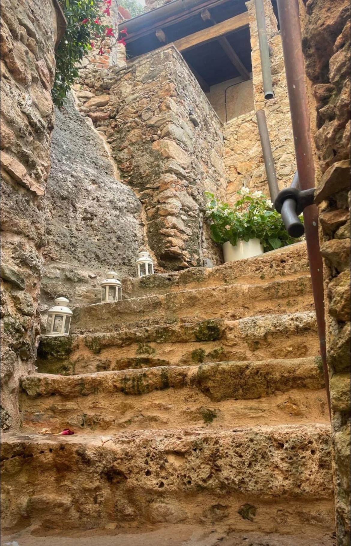 Crosa Tra Le Nuvole Villa Borgio Verezzi Luaran gambar